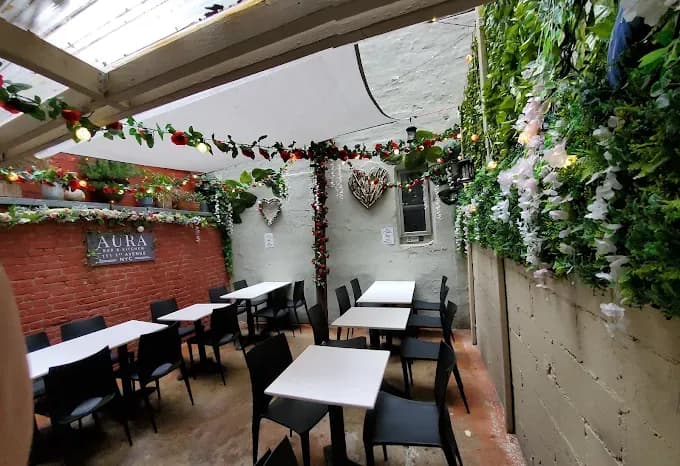 Aura Bar & Kitchen