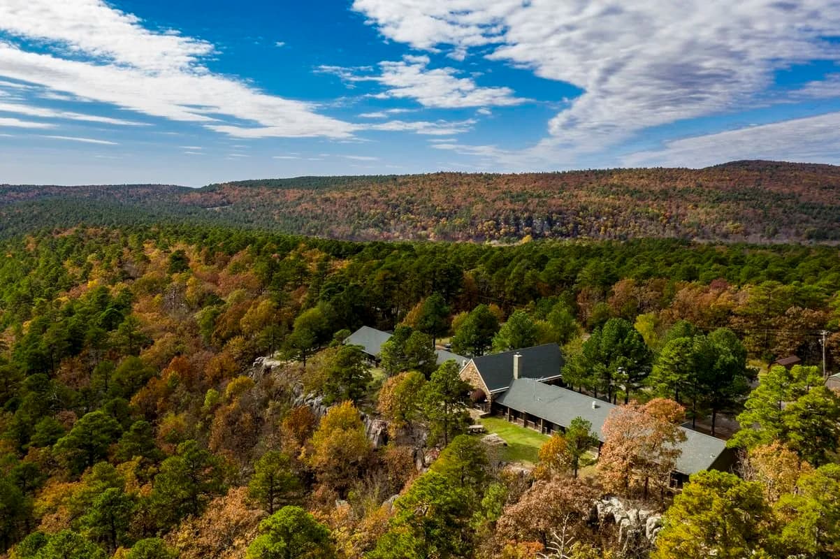 Lookout Kitchen Robbers Cave
