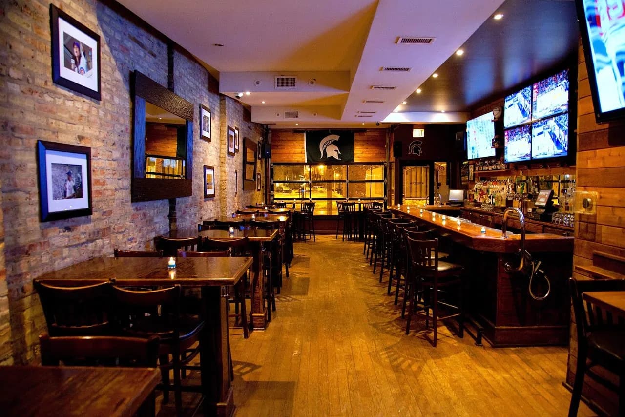 Stretch Bar & Grill