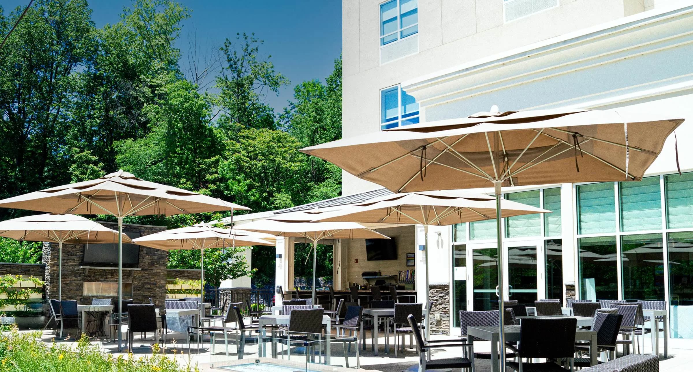 Streetlight Kitchen and Bar