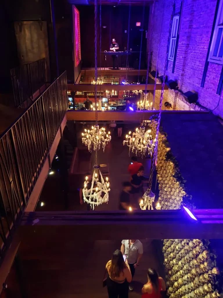 McQueens Social Lounge