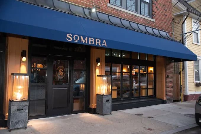 Sombra Eatery & Lounge