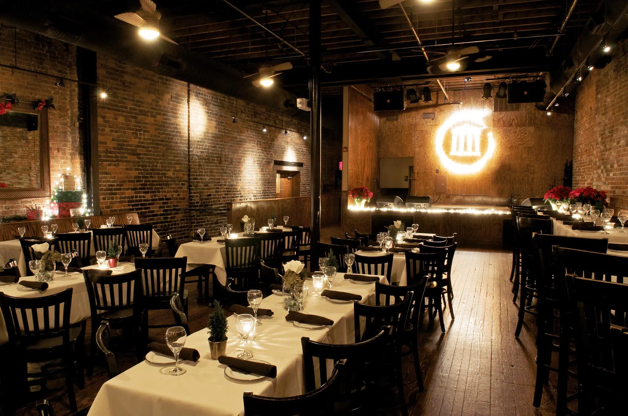 Capital Ale House: Downtown Richmond and Music Hall