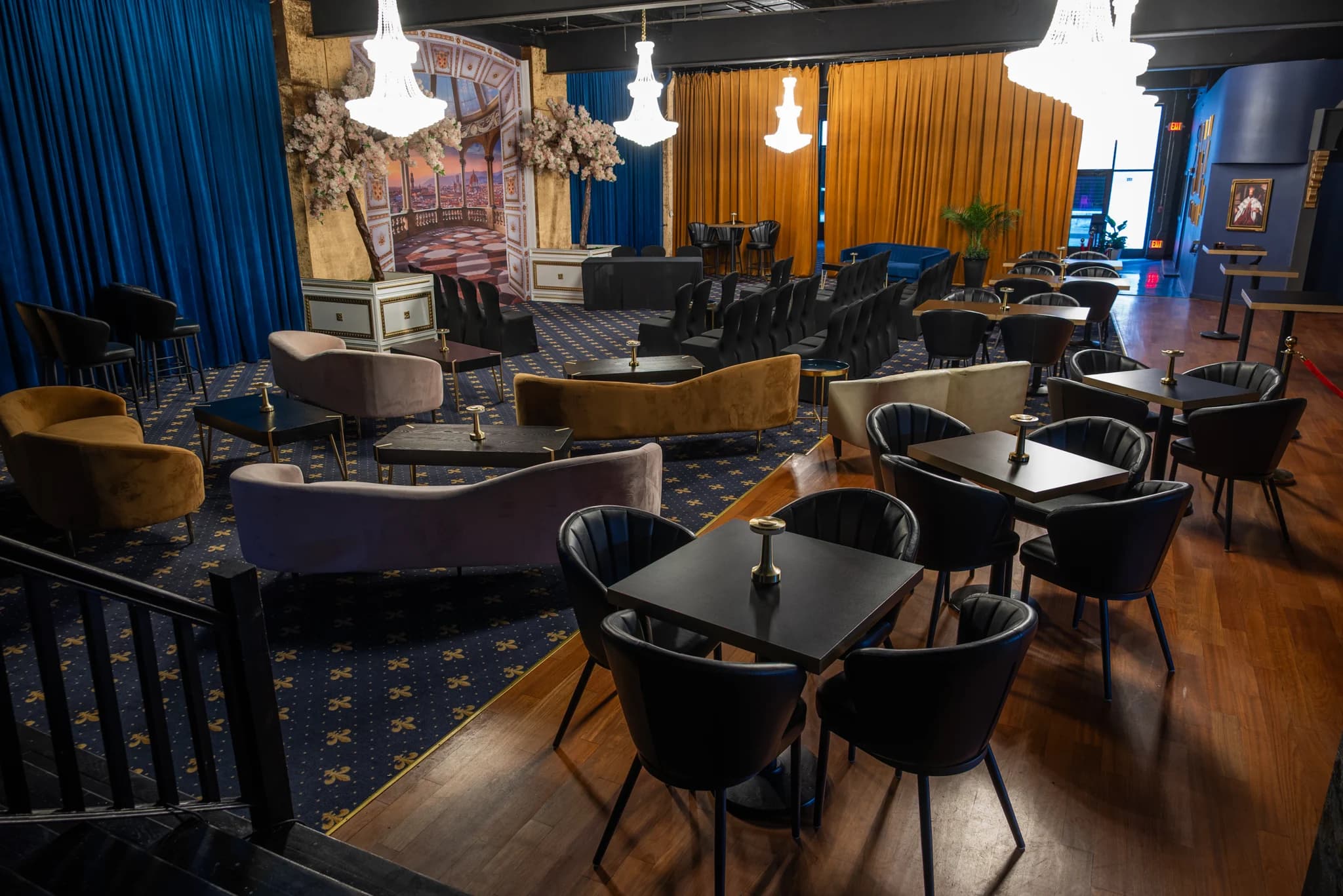 Medici Lounge