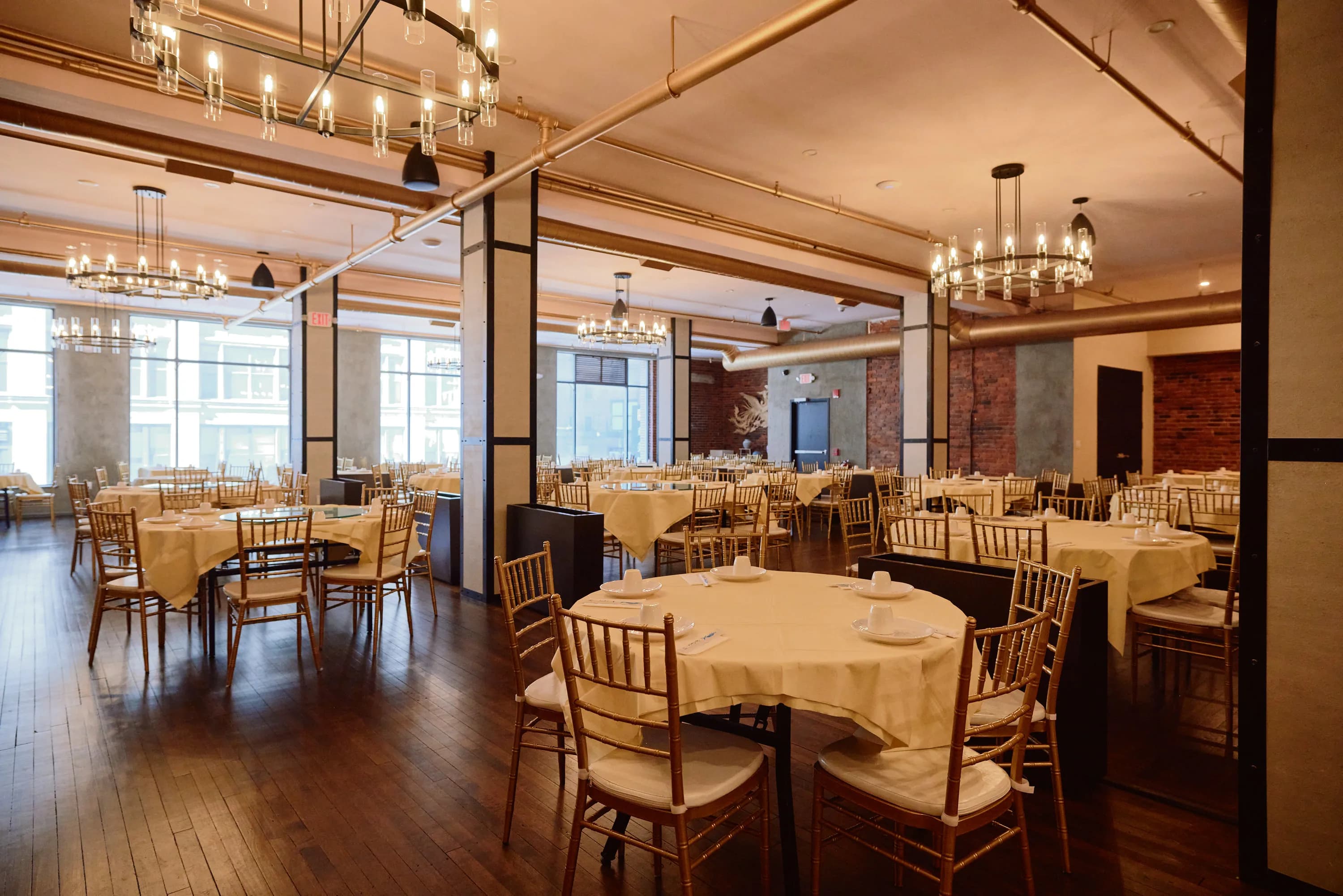 China Pearl Restaurant