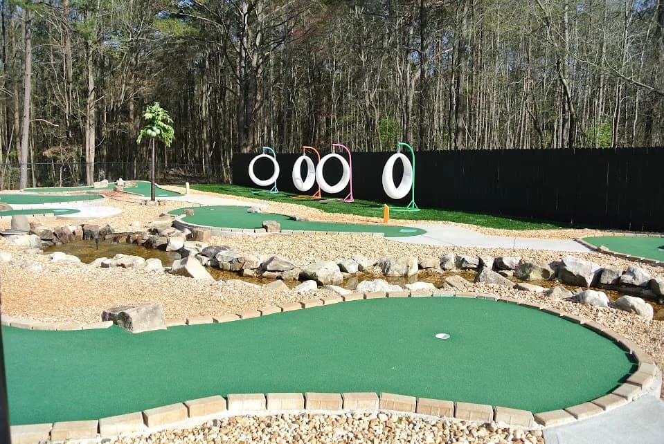 Swing - Mini Golf & Axe Throwing Lanes