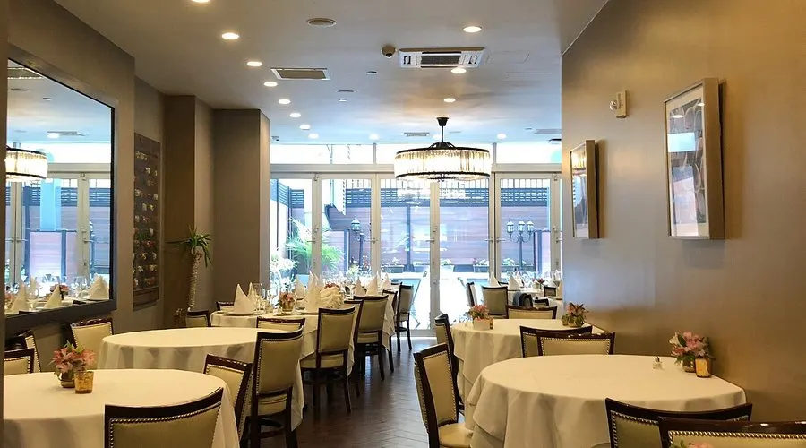 Allora - 47th st