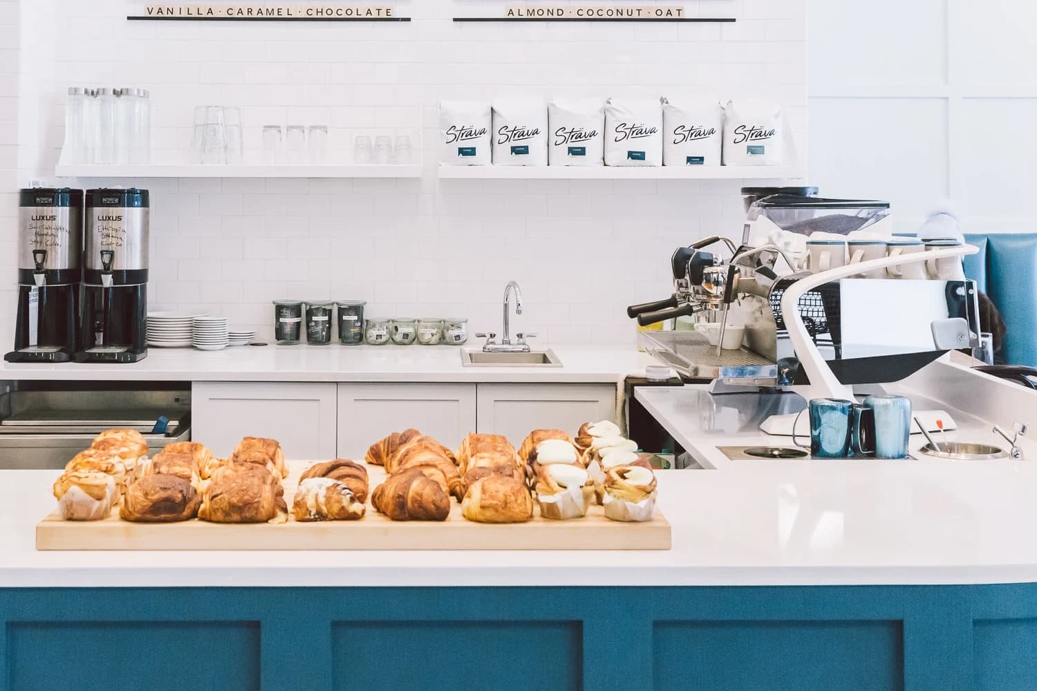 Blue Sparrow Coffee: Platte Street