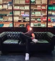 Española Cigar Bar & Lounge