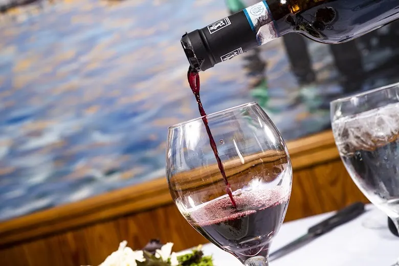 Vic's italian restaurant & pizzeria