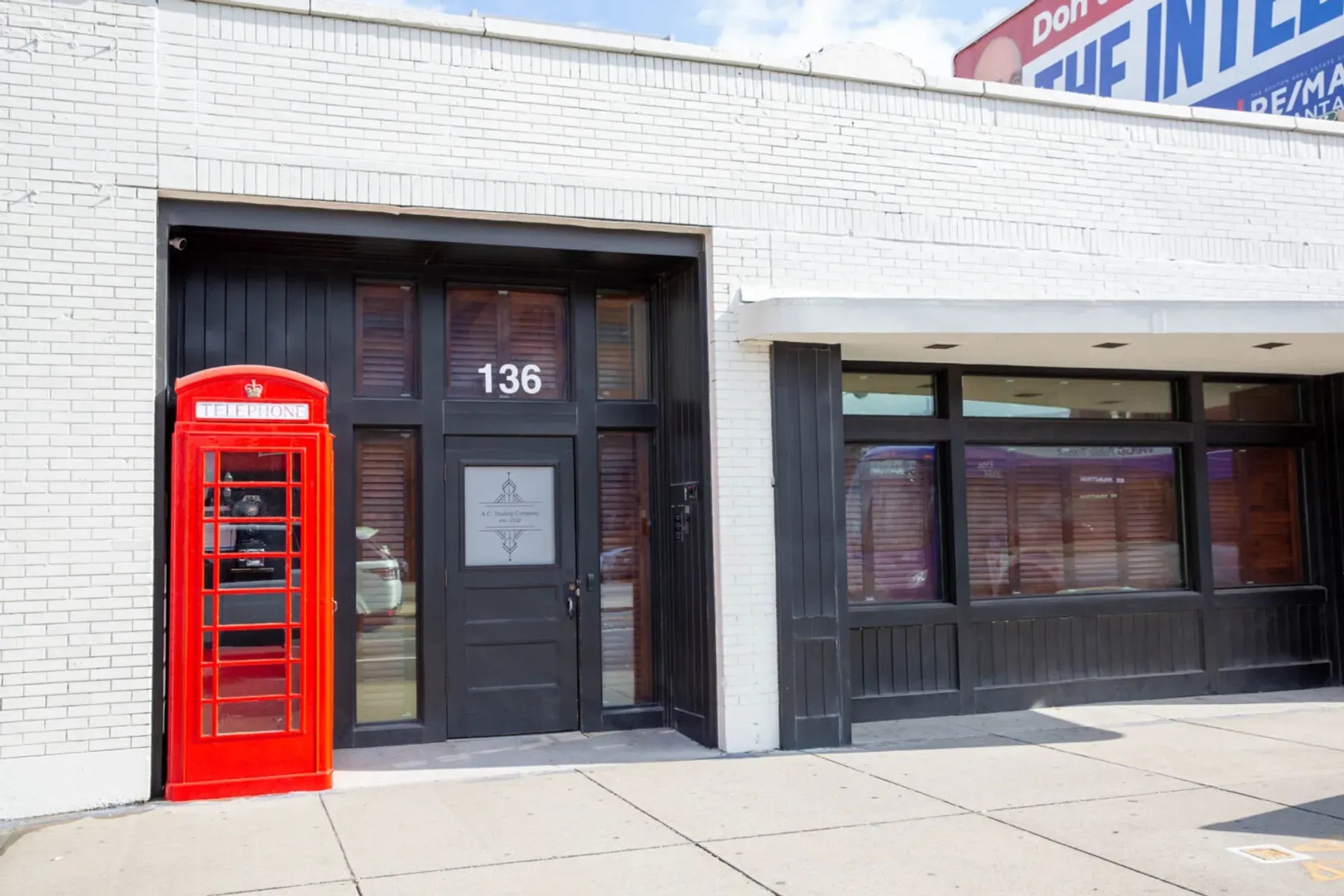 Red Phone Booth Nashville