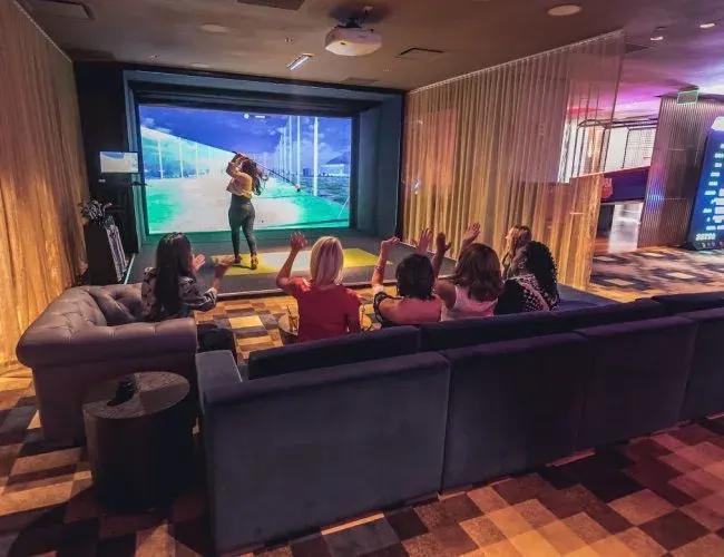 Howl Splitsville Golf Suites Foxborough