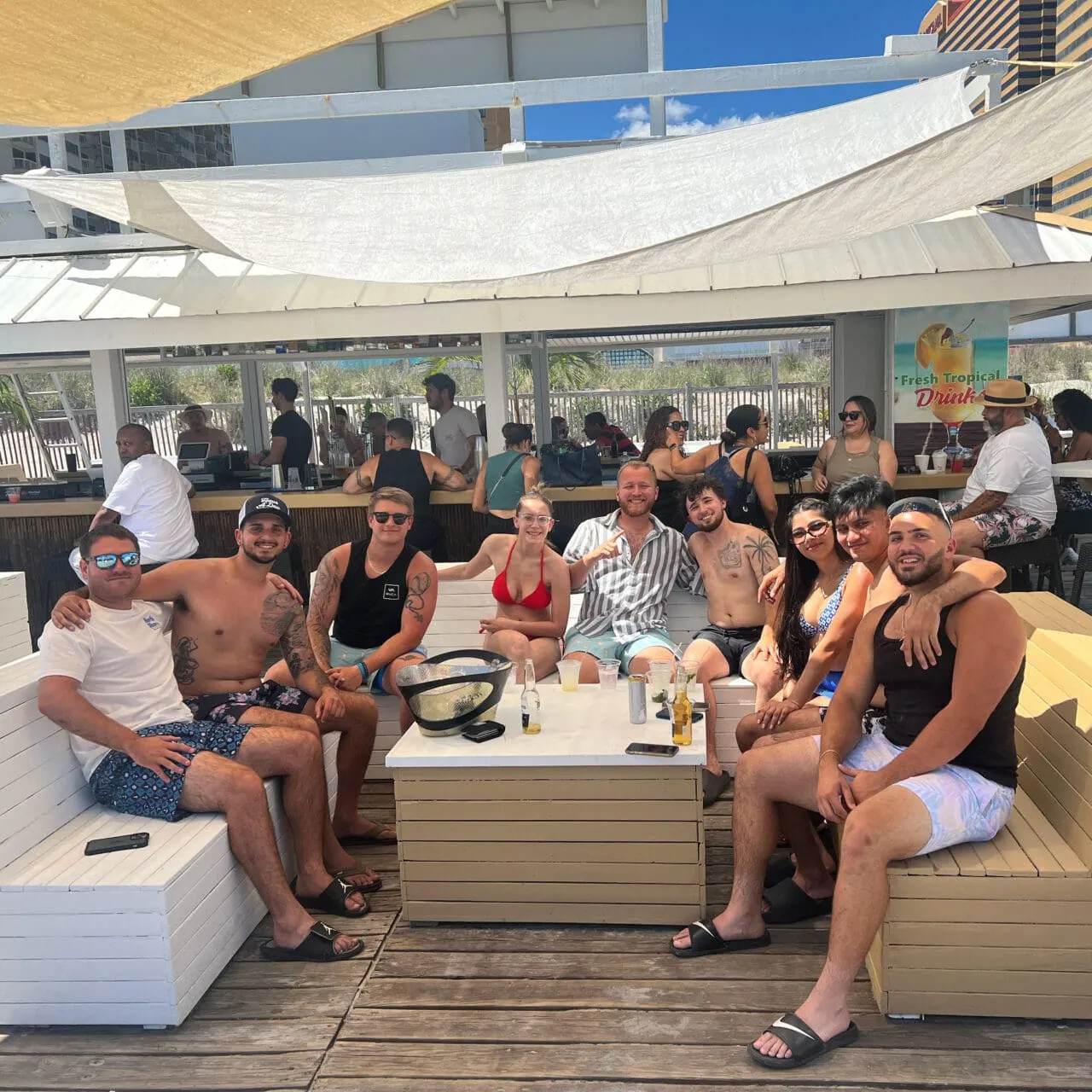 COCORICO Beach Bar