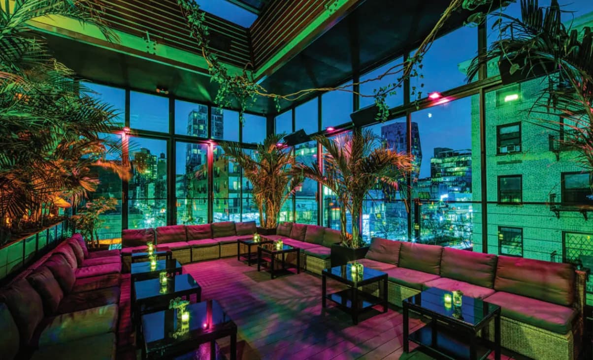 The DL Rooftop Lounge