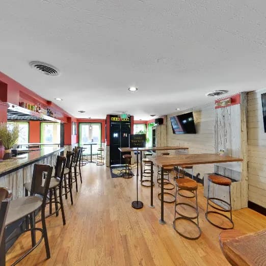 Judy's Island Grill: Canton