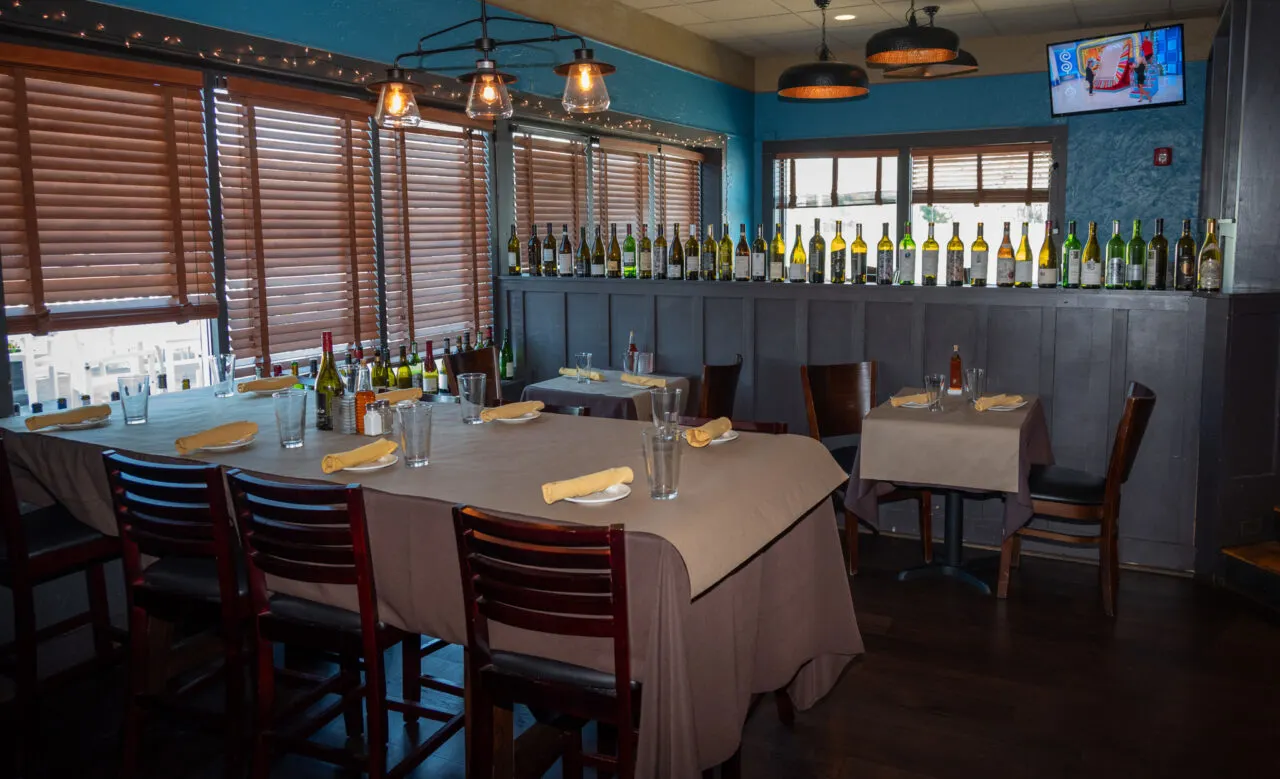 Tavolo Wine Bar & Tuscan Grille Smithfield