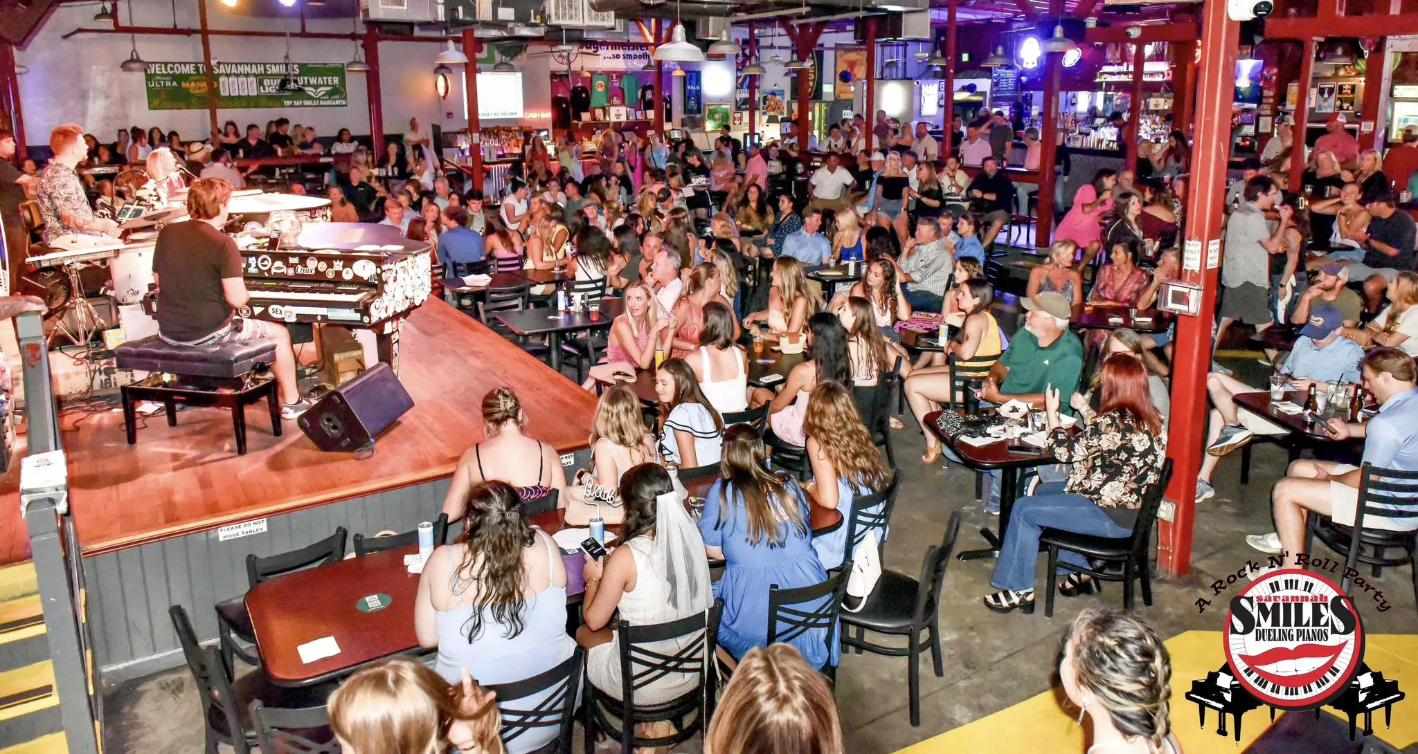 Savannah Smiles Dueling Pianos