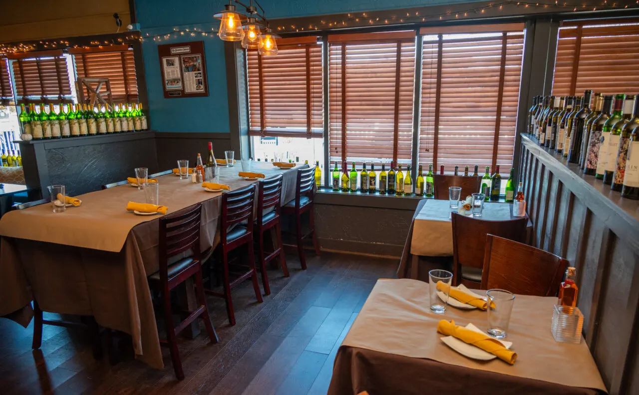 Tavolo Wine Bar & Tuscan Grille Smithfield